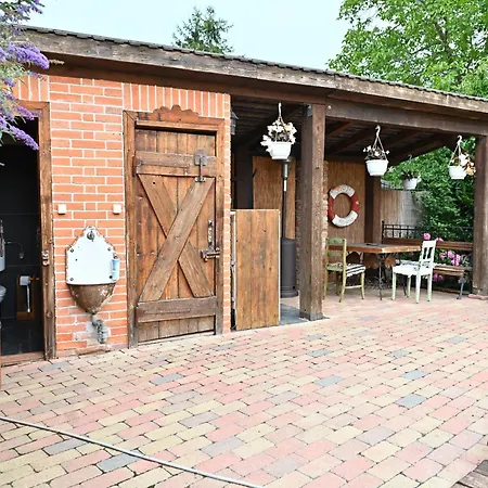 Vintage Vendeghaz Guest house *