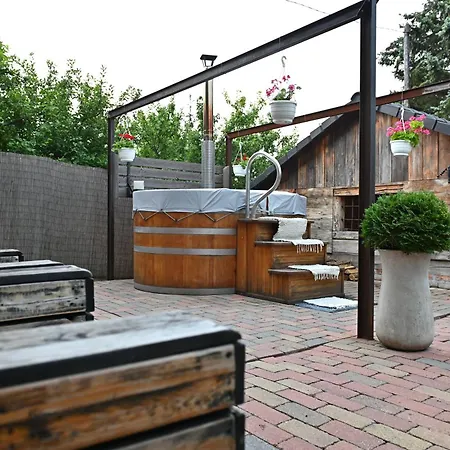 Vintage Vendégház 3*